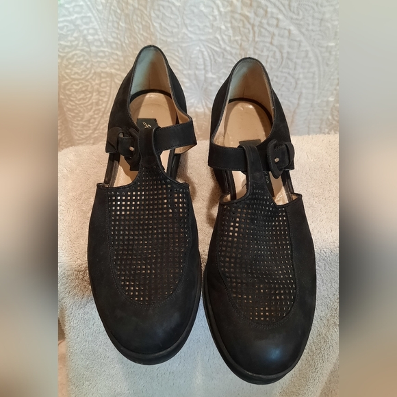 Just Our Shoes Black Mesh Top Buckled Shoes size 7.5 - Picture 5 of 13